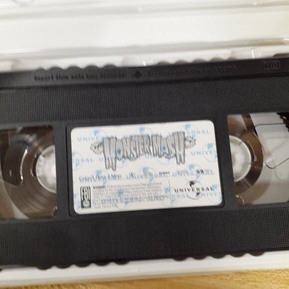 Monster Mash 2000 VHS Clamshell Universal Monsters DIC Animated Music Horror Y2K - Picture 6 of 7